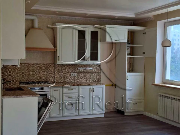 Apartment. Vyshorod, Kvitkovy Prosv.