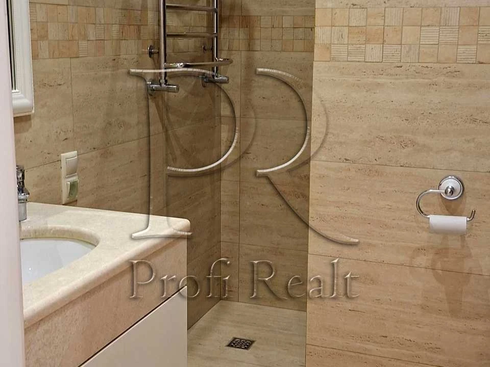Apartment. Vyshorod, Kvitkovy Prosv.