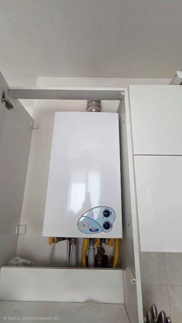 Sale of a three-room apartment with individual heating in the city of V