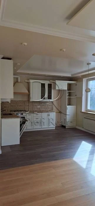 Продаж 3 кімн. квартири в м.Вишгород Квітковий провулок