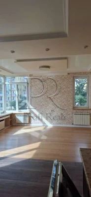 Продаж 3 кімн. квартири в м.Вишгород Квітковий провулок