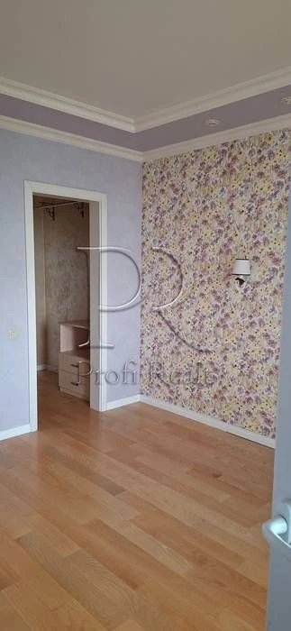 Продаж 3 кімн. квартири в м.Вишгород Квітковий провулок