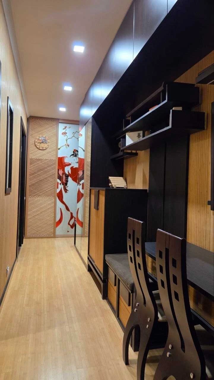 Two-bedroom apartment for sale, 91.8 sq.m. with renovation in the center