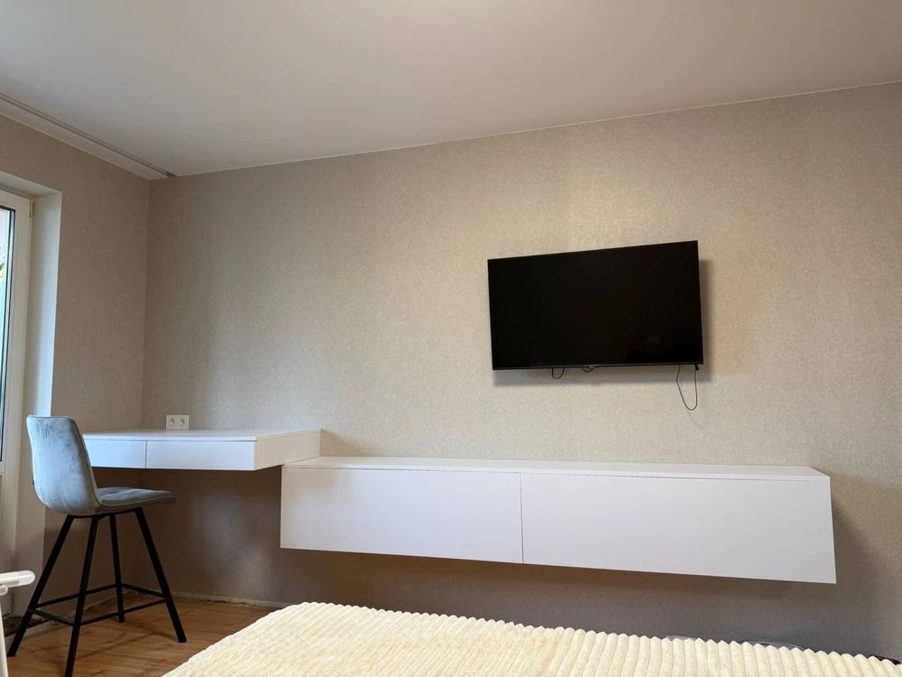 For Sale: 2-bedroom apartment on the first floor in Vyshorod