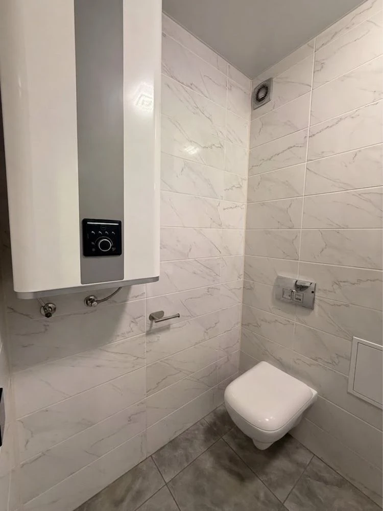 Selling 3-room apartment in Vyshorod, Kurgusova, 2