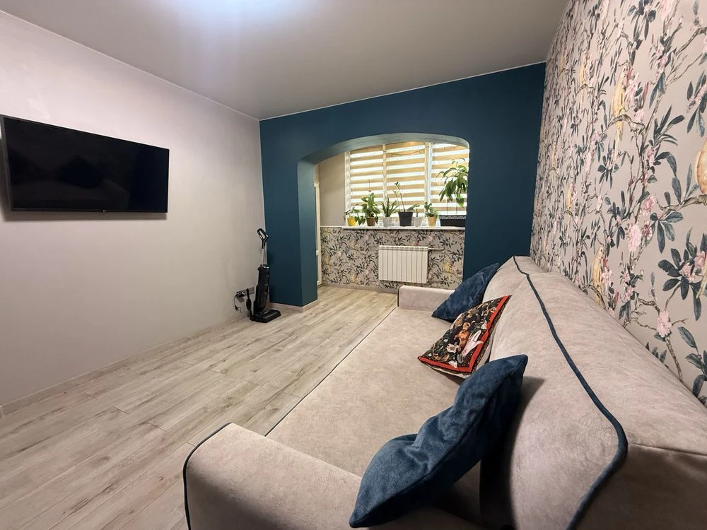 Selling 3-room apartment in Vyshorod, Kurgusova, 2