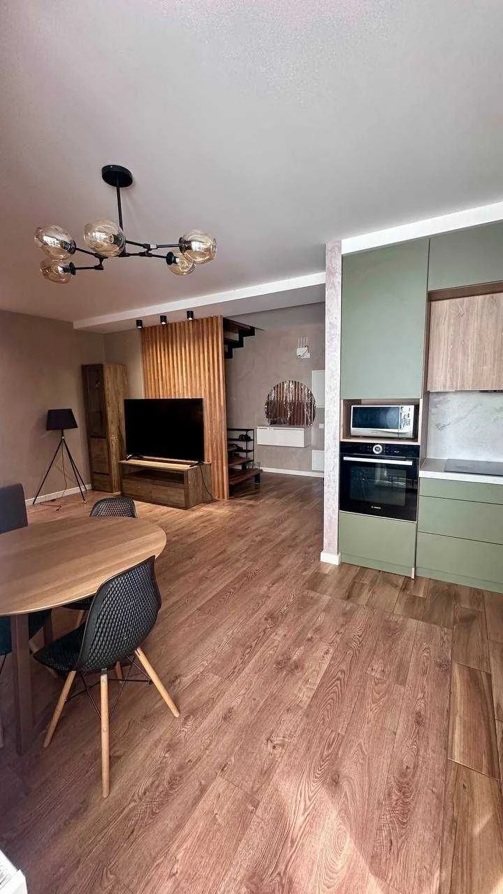 Duplex apartment with custom renovation, Vyshorod, ЖК Сі