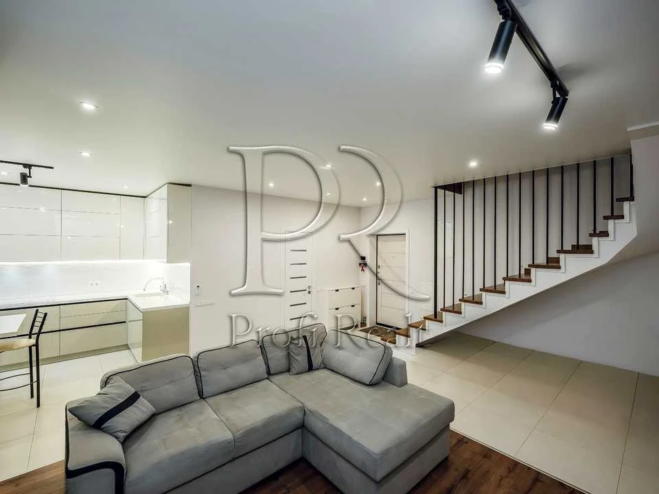 Apartment. Vyshorod, Naberezhna St.