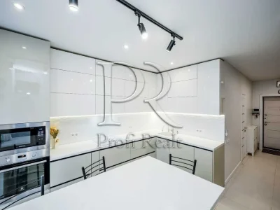 Apartment. Vyshorod, Naberezhna St.