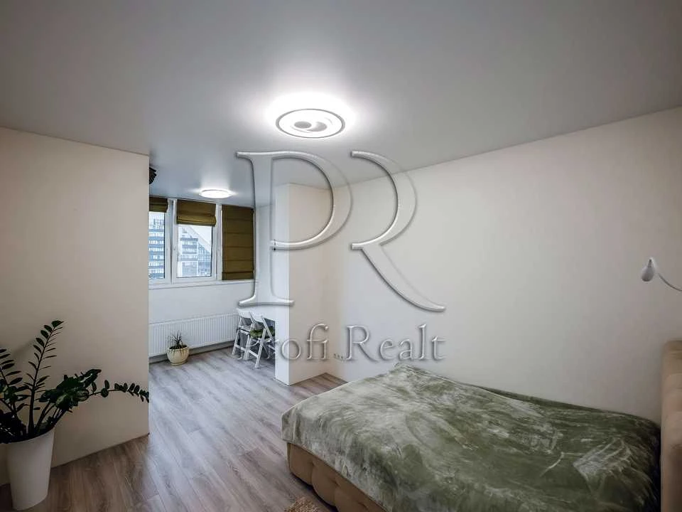 Apartment. Vyshorod, Naberezhna St.