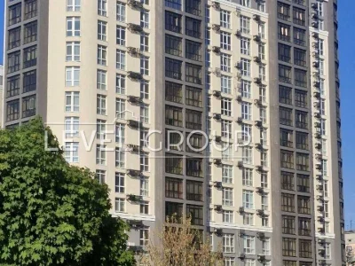 Квартира. Вишгород, Шкільна вул., (Будинок)