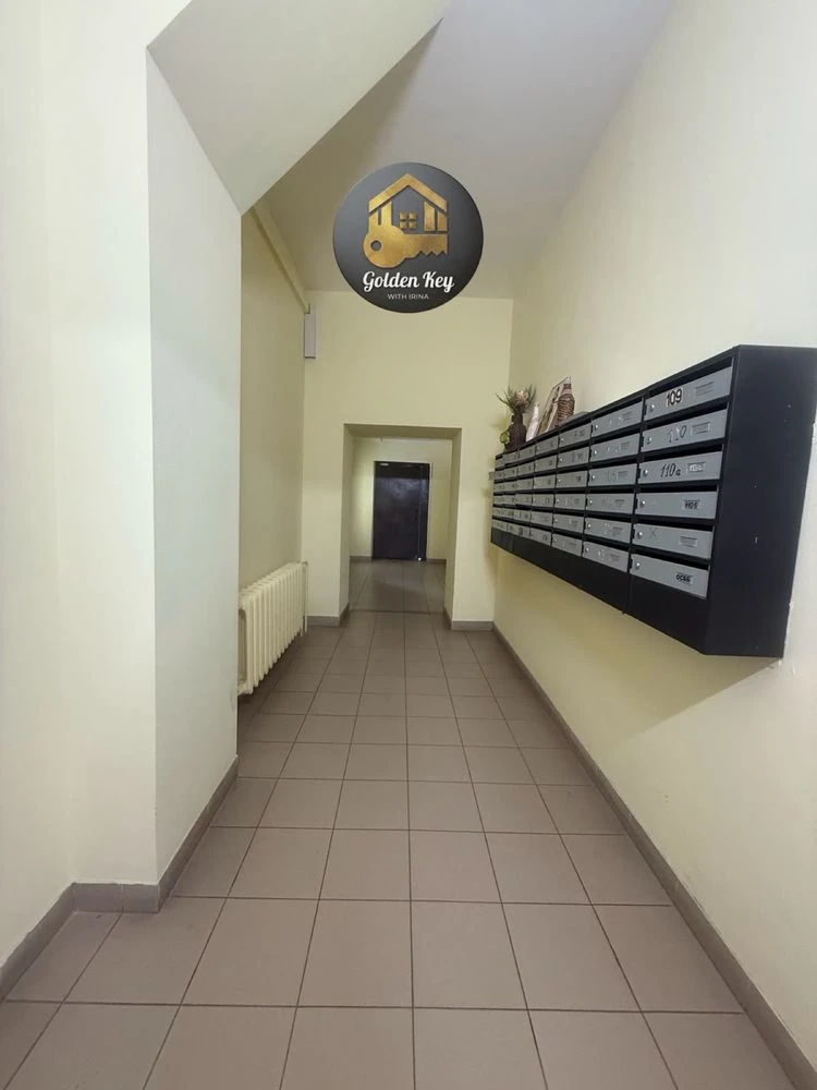 Sale of a 3-ROOM APARTMENT 104.5 sq. m, Convenient Layout,