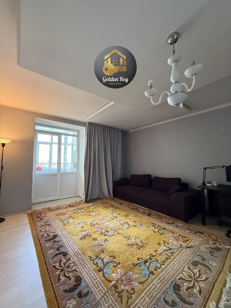 Sale of a 3-ROOM APARTMENT 104.5 sq. m, Convenient Layout,