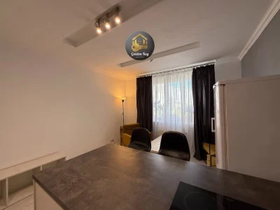 Sale of a 3-ROOM APARTMENT 104.5 sq. m, Convenient Layout,