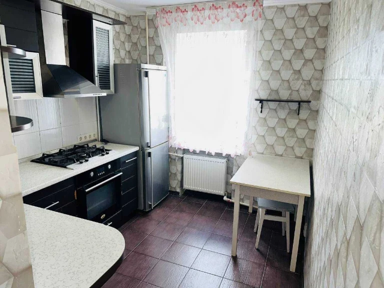 Вишгород, Шолуденка вул. 6,   1 кімн. квартира 37 кв.м