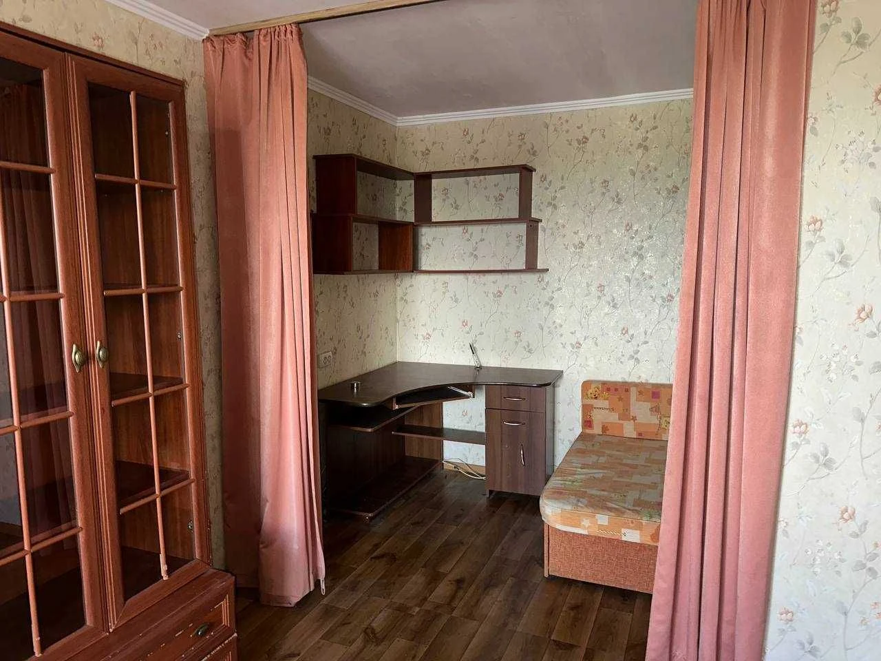 Vyzhhorod, Sholudenska st. 6, 1 room apartment 37 sq.m