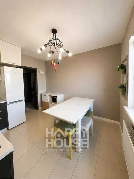 Sale of a 2-bedroom apartment in the "Yaroslavich" residential complex with renovation
