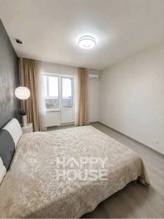 Sale of a 2-bedroom apartment in the "Yaroslavich" residential complex with renovation