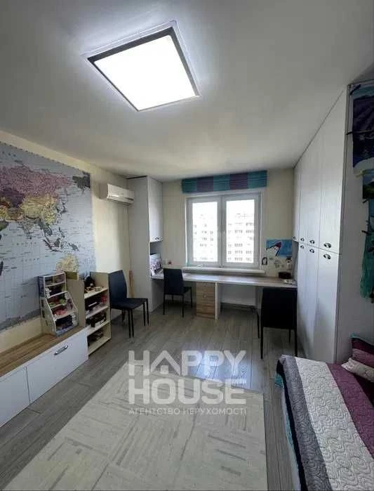Sale of a 2-bedroom apartment in the "Yaroslavich" residential complex with renovation