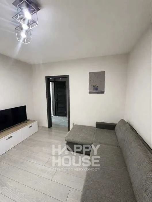Sale of a 2-bedroom apartment in the "Yaroslavich" residential complex with renovation