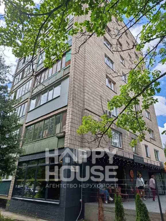 2-bedroom apartment in the center of Vyshorod — Dniprovska Street, 1