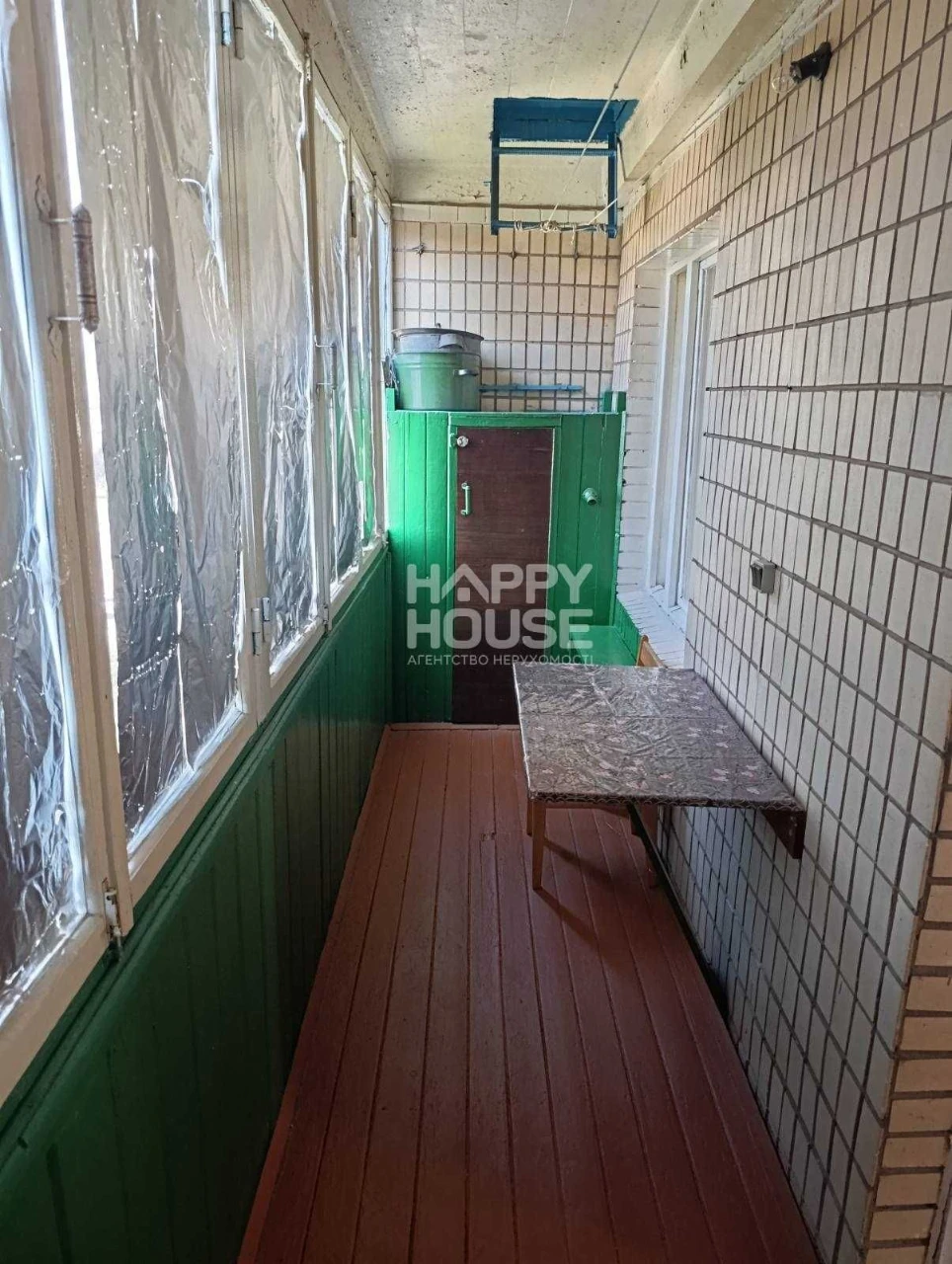 2-bedroom apartment in the center of Vyshorod — Dniprovska Street, 1