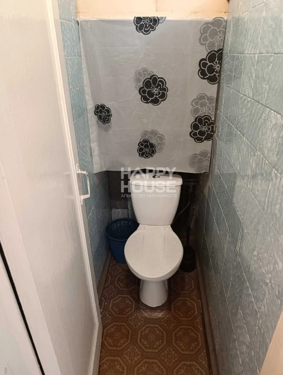 2-bedroom apartment in the center of Vyshorod — Dniprovska Street, 1