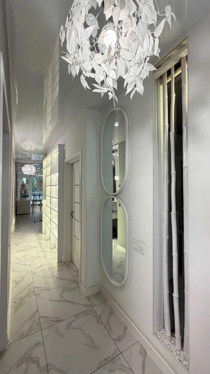 For Sale: 2-Bedroom Apartment in the "Nabeschnyi" Residence, Vyshorod!