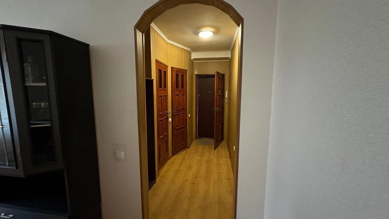 Продажа 3-комн. в центре города Вышгород ул. Симоненка 10