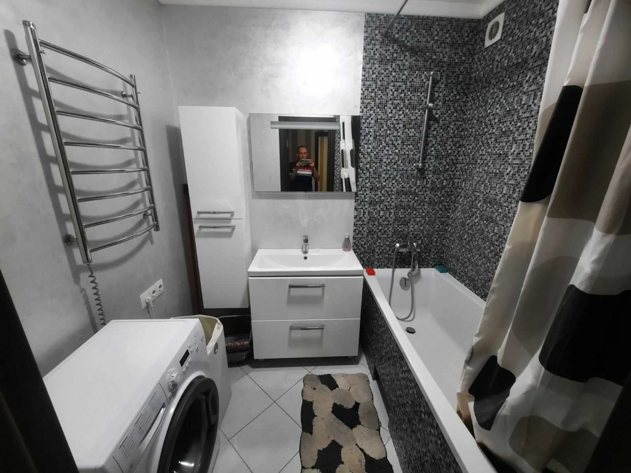 For sale spacious 2-room apartment, Vyshorod, Kurgusova 1a, wonderful