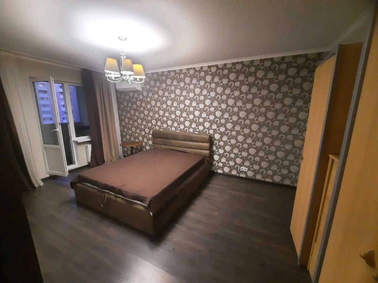 For sale spacious 2-room apartment, Vyshorod, Kurgusova 1a, wonderful