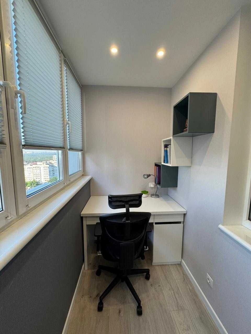 Stylish and modern 2-bedroom apartment in Vyshorod with appliances