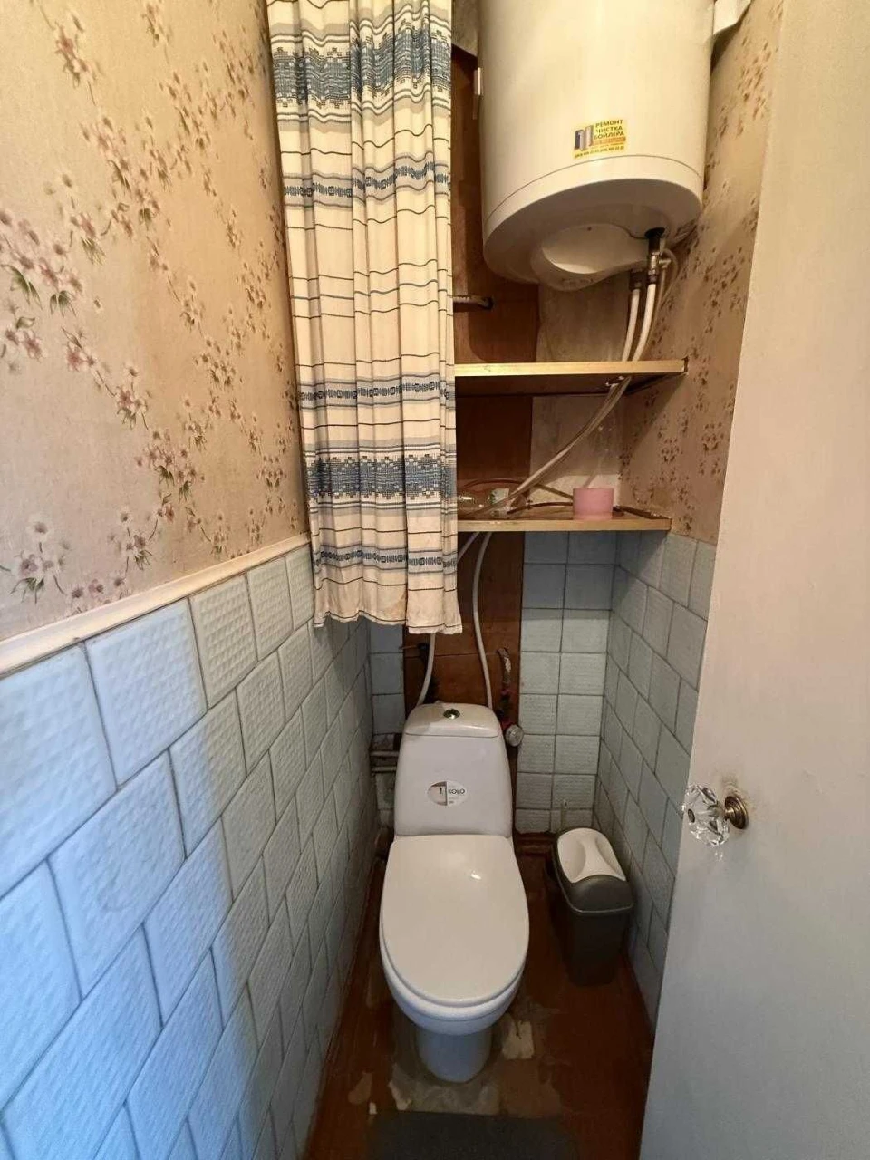 Kyiv, Vasyl Mazepa Avenue. City Center. 3-room apartment.