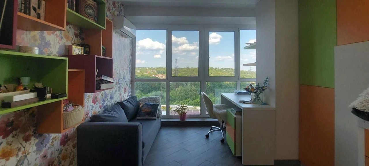 Luxury two-level apartment with panoramic view, French Quarter Residence