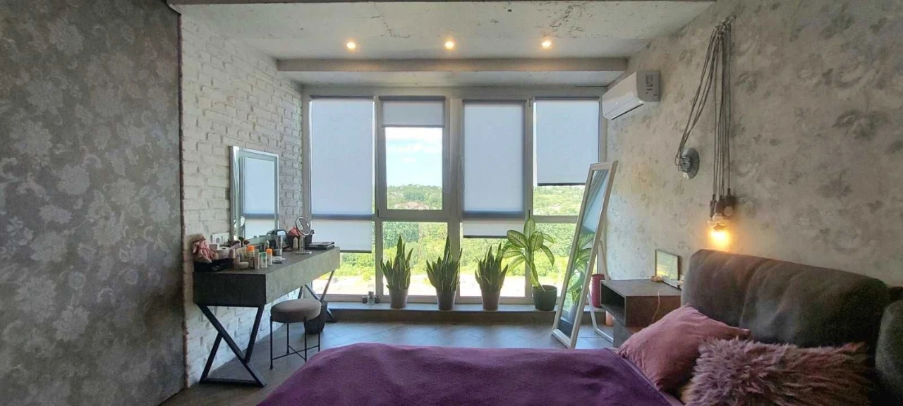 Luxury two-level apartment with panoramic view, French Quarter Residence