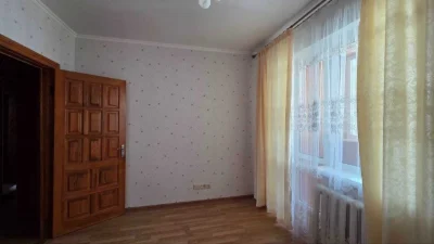 Продаж затишної трикімнатній квартири у Вишгороді по проспекту Ш