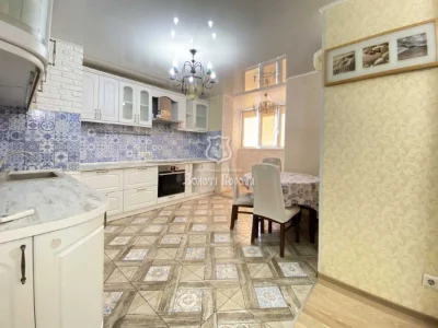 Apartment, 3 rooms. Completely renovated. Naberezhna, 6G, Vyshorod
