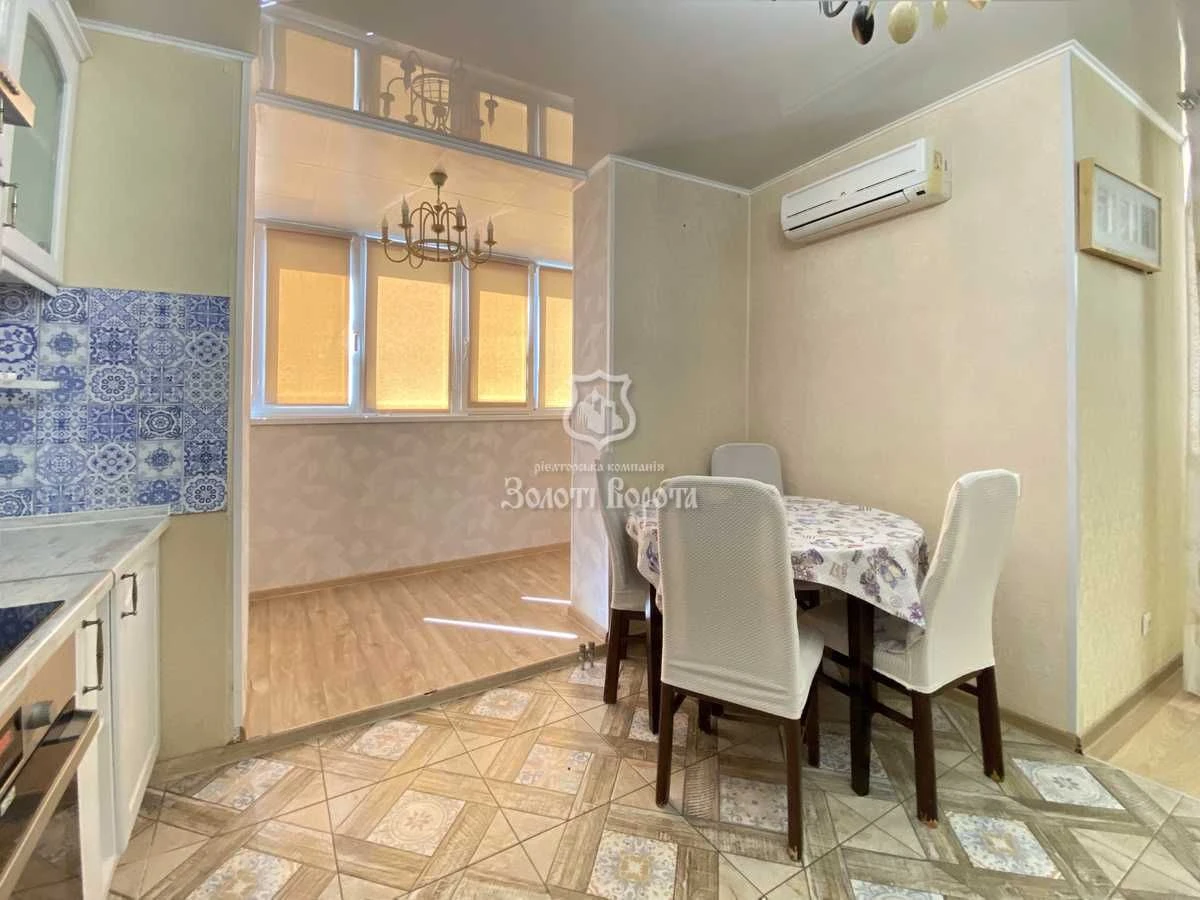 Apartment, 3 rooms. Completely renovated. Naberezhna, 6G, Vyshorod