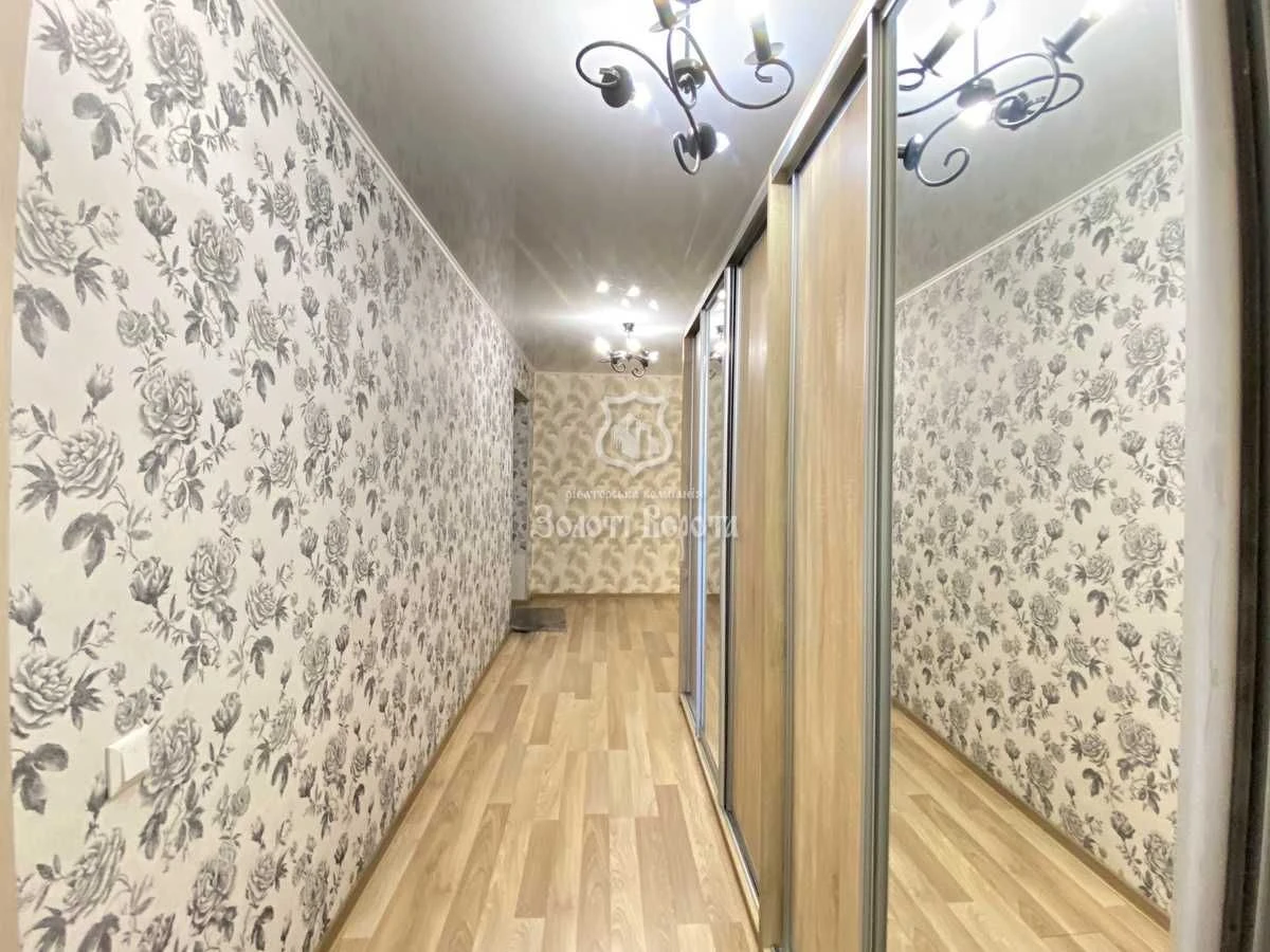 Apartment, 3 rooms. Completely renovated. Naberezhna, 6G, Vyshorod