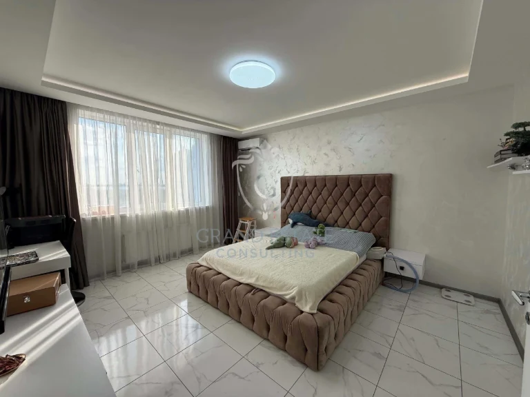 For Sale: 1-bedroom apartment with renovation on Boris-Glybskaya Street (Vatutina)