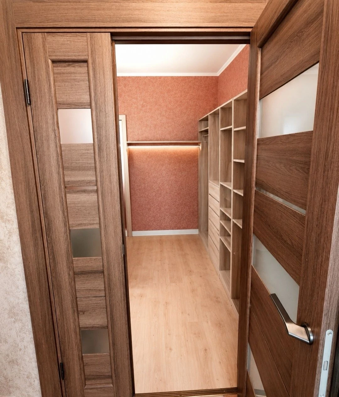 Продаж без комісії, 3 кімнат, Вишгород / Шолуденка