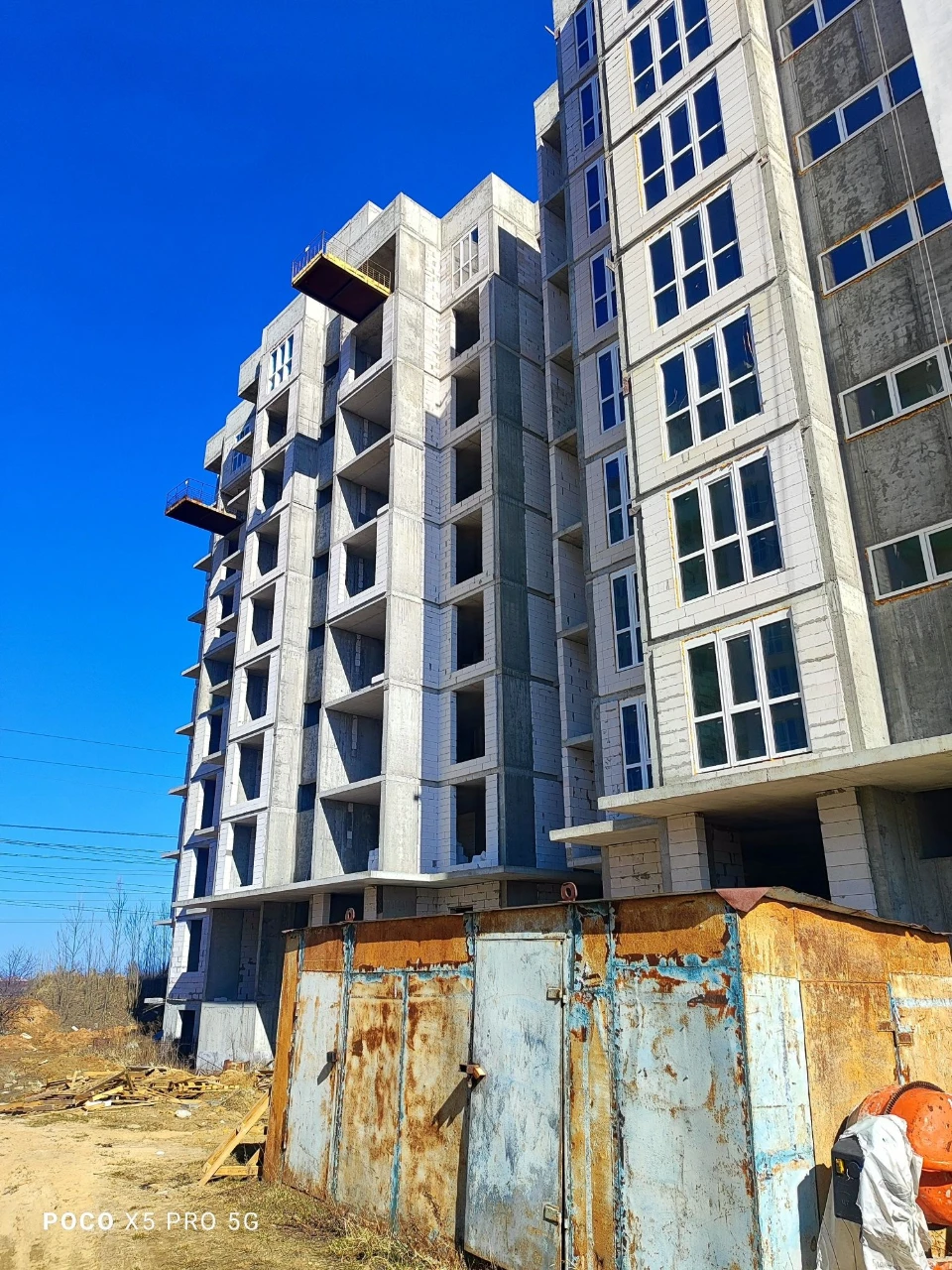 Продам свою 1-комнатную квартиру 44 м². ЖК Зіркова Вежа 2