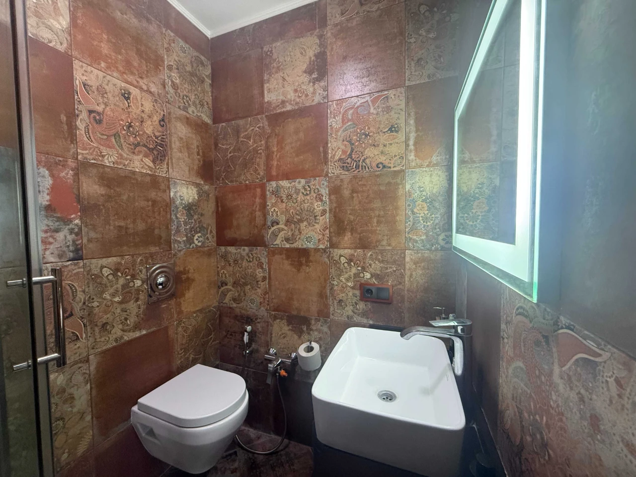 Owner. NEGOTIABLE. Two-level apartment 136.6 m² | View of Kyiv Reservoir