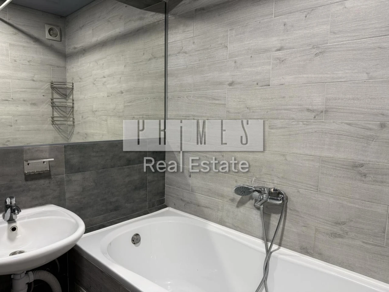 Sale of a 1-bedroom apartment with renovation in residential complex "Yaroslavichi-2"