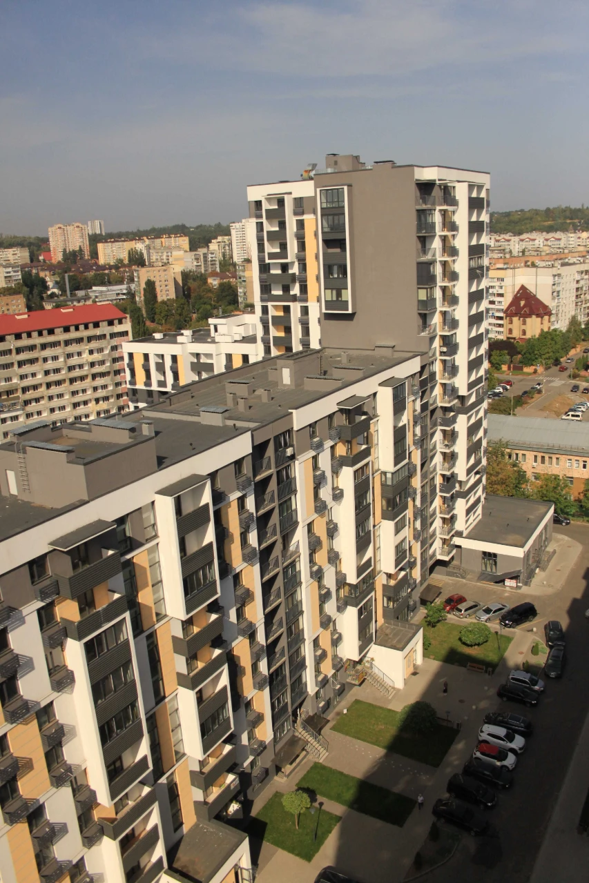 3-bedroom apartment for sale, building ready for occupancy