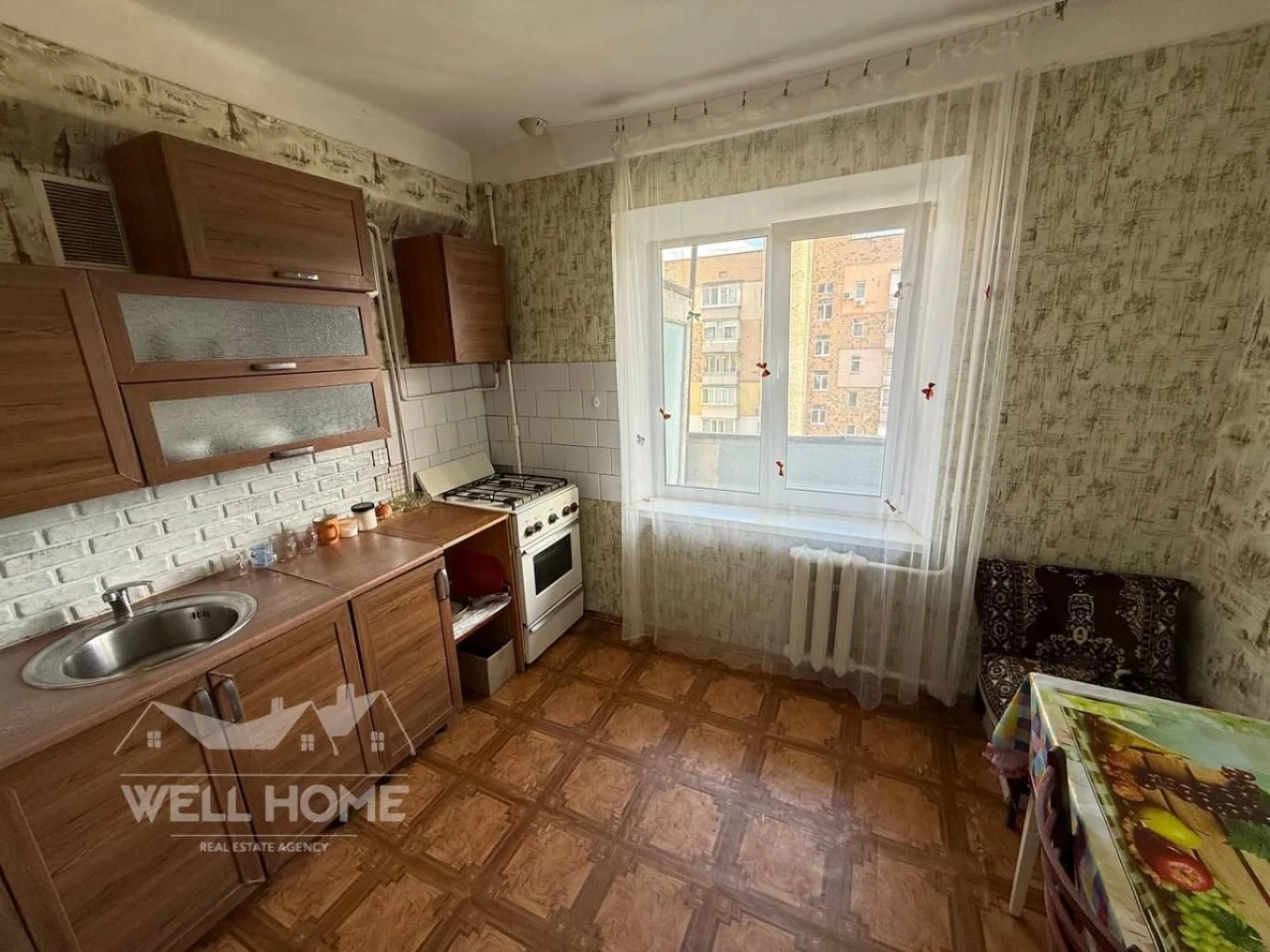 Продажа 2-кімнатної квартири, вул. Дніпровська, 3, м. Вишгород
