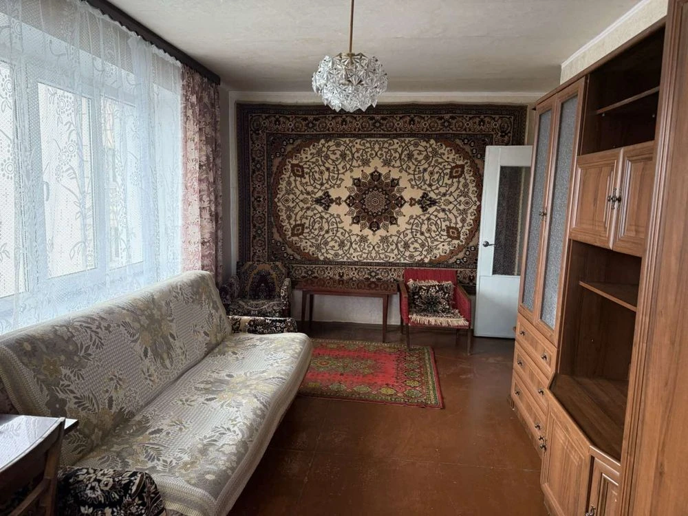 Продам 2-кімн. квартиру у м. Вишгород (центр), Київська обл.