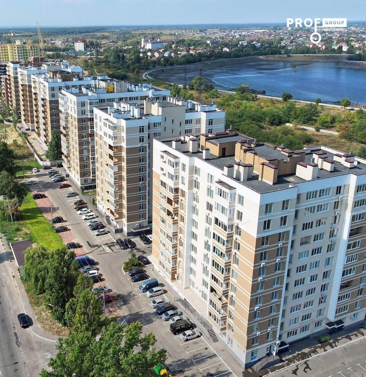 For Sale: 2-bedroom apartment, with gas