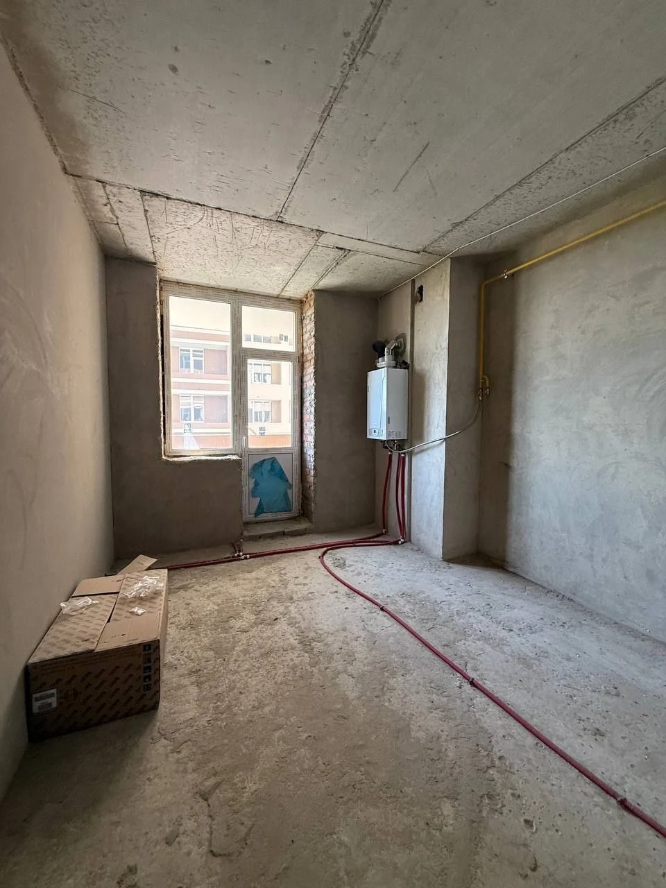 For Sale: 2-bedroom apartment, with gas