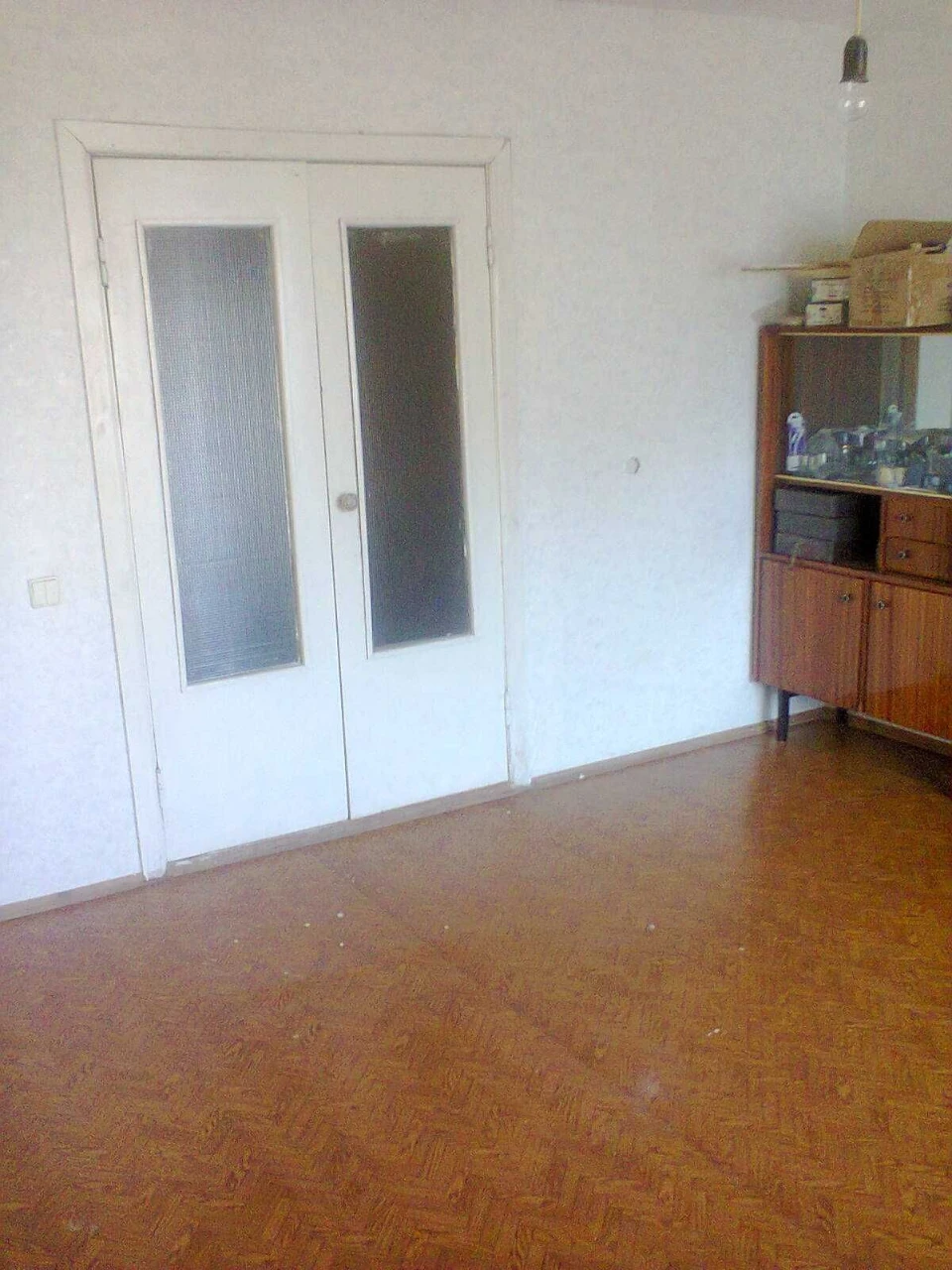 Продам 3-кімнатну квартиру, 5-й поверх, цегла – без комісії – власник
